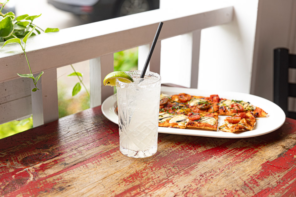 Tomato & Mozzarella flatbread Tomato & Mozzarella Flatbread