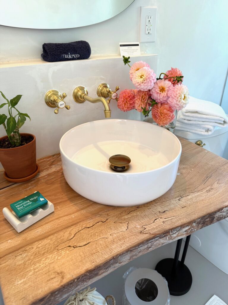 Sisu Vanity